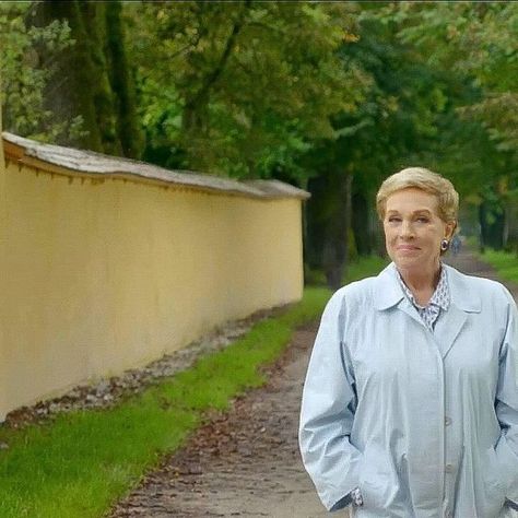 The Julie Andrews Archive on Instagram: "Julie on her way to the outside of the movie’s Trapp Villa." Julie Andrews Movies, Julie Andrews, Sound Of Music, The Movie, Good Movies, Tv Series, The Outsiders, Villa, Sound