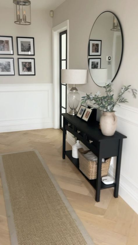 Sophie Higgs | BUDGET HALLWAY TRANSFORMATION🤍 Wall panelling and paint can make such a difference to a space and is the perfect way to give a room an… | Instagram Hallway Ideas Black, Neutral Hallway Black Accents, Halls With Panelling, Black Dado Rail Hallway, Large Hallway Decor, Entry Way Hallway Ideas, Square Hallway Ideas, Neutral Hallway Panelling, Hallway Panneling Ideas Beige