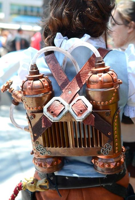 10 Steampunk Backpacks | Cos Couture Steampunk Jetpack, Steampunk Inventions, Steampunk Backpack, Steampunk Kids, Steampunk Mode, Steampunk Armor, Steampunk Wings, Moda Steampunk, Batgirl Cosplay