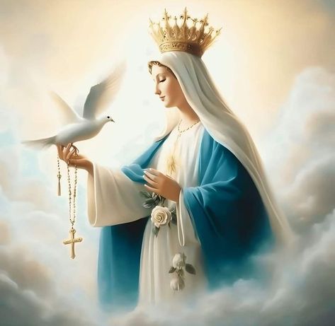 ♔ La Sainte Vierge Mary Jesus Mother, Mother Mary Pictures, Blessed Mother Statue, Jesus Mother, Virgin Mary Art, Mother Mary Images, Blessed Mary, Catholic Pictures, Jesus Artwork