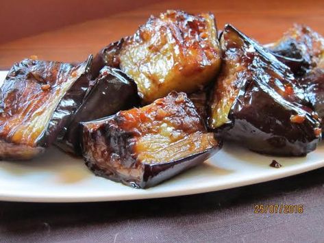 Adobong Talong (eggplant Adobo) Recipe Eggplant Adobo, Talong Recipe, Filipino Vegetable Recipes, Vegan Eggplant Recipes, Roasted Eggplant Recipes, Philippines Recipes, Pinoy Foods, Vegan Eggplant, Adobo Recipe