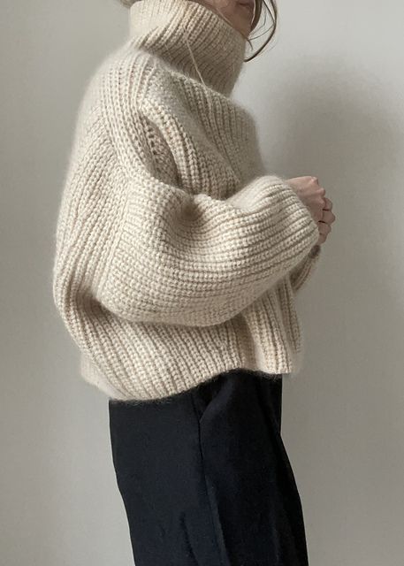 Turtleneck Sweater Knitting Patterns, Knitted Pullover Pattern, Easy Knitted Sweater Pattern Free, Knit Pattern Sweater, Turtleneck Knitting Pattern, Wool Sweater Pattern, Felt Yarn, Summer Yarn, Norwegian Sweater