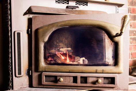 How To Clean Wood Stove Glass - Our Oily House Granite Countertop Cleaner, Our Oily House, Wood Smokers, Fireplace Glass Doors, How To Clean Granite, Clean Stove, Clean Wood, Wood Stove Fireplace, Best Cleaner