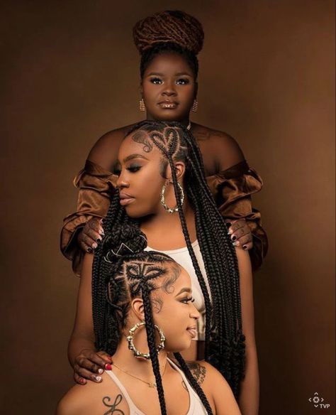 Braid Photoshoot, Feed In Braids, Sisters Photoshoot, Senior Photo Outfits, Business Photoshoot, Feed In Braid, Business Hairstyles, Black Love Art, Branding Photoshoot