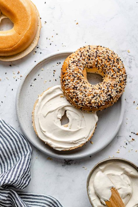 Cashew Cream Cheese Recipe, Plant Based Cream Cheese, Cream Cheese Homemade, Jessica In The Kitchen, Cashew Cream Cheese, Cream Cheese Recipe, Cheese Bagels, Bagel Cream Cheese, Breakfast Bagel