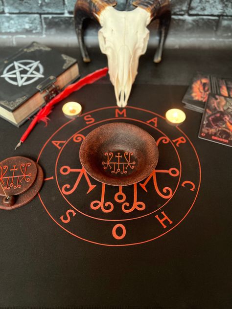 Marchosias  offering bowl Goetia Plate 72demon sigil Ritual altar Solomon demonology Altar Witchcraft supplies от EsotericUA на Etsy Altar Witchcraft, Ritual Altar, Witchcraft Supplies, Offering Bowls, Altar Cloth, Tool Gifts, Shop Home, Ritual, Shop House