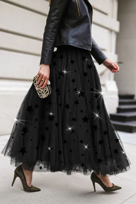 Xpluswear Tulle Skirt Stars, Black Tulle Skirt Outfit, Edgy Professional, Rainbow Dresses, Purple Sequin Dress, Tulle Skirts Outfit, Winter Tips, Job Clothes, Tulle Skirt Dress