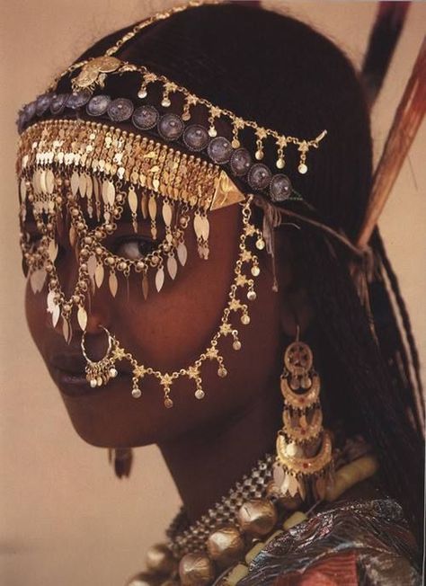 Horn Of Africa, African People, Traditional Bride, We Are The World, African Jewelry, Bridal Beauty, African Culture, African Beauty, World Cultures