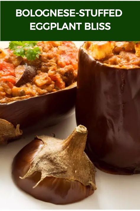 Bolognese-Stuffed Eggplant Bliss Stuffed Eggplant Recipes Meat, Eggplant Ideas, Stuffed Eggplant Recipes, Minced Beef Recipes, Banting Recipes, Stuffed Eggplant, Minced Meat Recipe, Recipes Meat, Eggplant Recipe