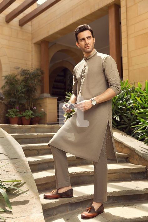 Apna libas tu bht pasand hey mujhey. Linen Menswear, Man Dress Design, Sherwani For Men Wedding, Boys Kurta Design, Wedding Kurta For Men, Nishat Linen, Kurta Pajama Men, Groom Dress Men, Wedding Dresses Men Indian