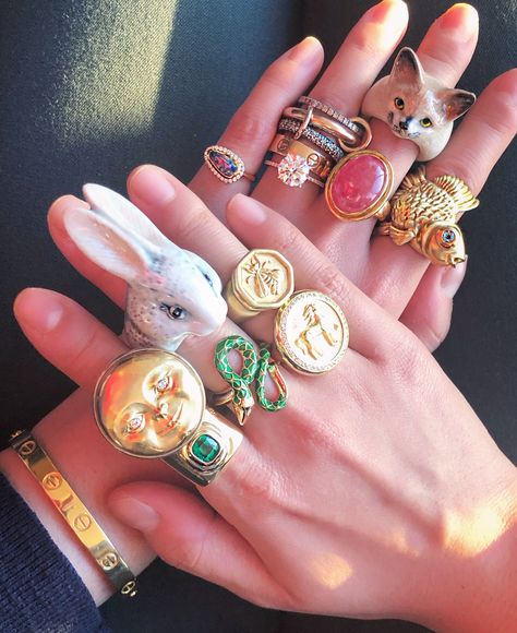 Weird Rings Aesthetic, Bohemian Style Outfits, Odd Jewelry, Quirky Ring, Eclectic Jewelry, Artsy Jewelry, Cottagecore Fashion, Dope Jewelry, Funky Jewelry