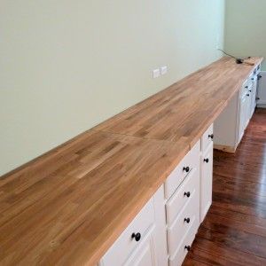 Ikea Butcher Block, Corner Kitchen Cabinet, Casa Country, Diy Office, Bedroom Desk, Ideas Craft, Wall Desk, Kitchen Corner, Bookshelves Diy