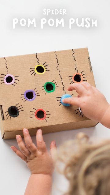 Toddler Fine Motor Activities, Toddler Fine Motor, Easy Toddler Activities, Sensory Activities Toddlers, Baby Play Activities, Montessori Toddler Activities, Preschool Fine Motor, Toddler Ideas, Toddler Arts And Crafts