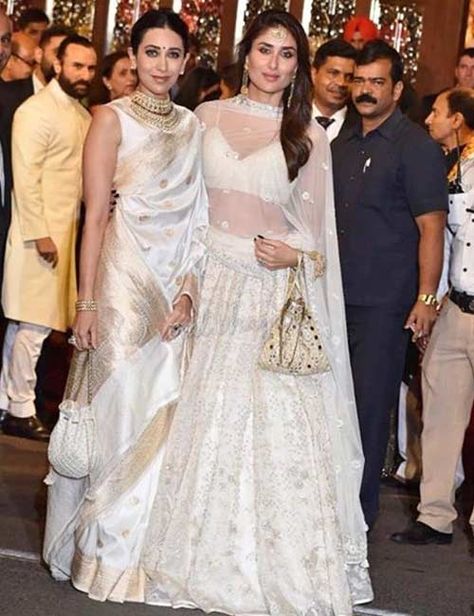 11 Photos Of Kareena Kareena Kapoor Wedding Outfits, Karishma Kapoor Traditional Outfits, Kareena And Karishma Kapoor, Kareena Kapoor Bridal Look, Karishma Kapoor In Saree, Karishma Kapoor Lehenga, Kareena Kapoor Indian Wear, Karishma Kapoor Suits, Kareena Outfits