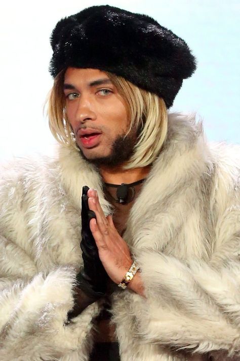 19 Joanne the Scammer GIFs You Honestly, Truly Need to Have in Your Life Joanne The Scammer Quotes, Joanne The Scammer, Janet Mock, Netflix Series, Real Life Stories, Cosmopolitan, Dumb And Dumber, Love Of My Life, Fur Coat