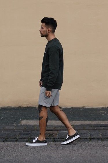 Vans Summer Outfit Men, Man Vans Outfit, Vans Outfit For Men, Vans Outfit Men Shorts, Vans Sneakers Outfit Men, Vans Shorts Outfit, Mens Short Outfits, Men Vans Outfit, Mens Vans Shoes Outfit