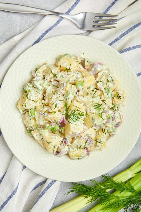 Ina Garten's Potato Salad Ina Garten Potato Salad, Dairy Free Low Carb, Snack Smoothie, Fresh Dishes, Ina Garten Recipes, Slow Cooker Pasta, Easy Healthy Eating, Low Carb Vegetarian, The Senses