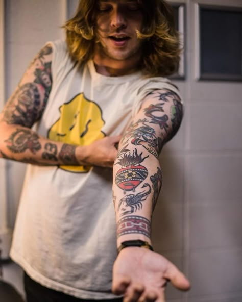 Billy Strings Tattoo Ideas, Billy Strings Tattoos, Tattoo Sleeve Themes, Silly String, Billy Strings, Traditional Style Tattoo, Mind Expanding, Aesthetic 2024, Billy Boy