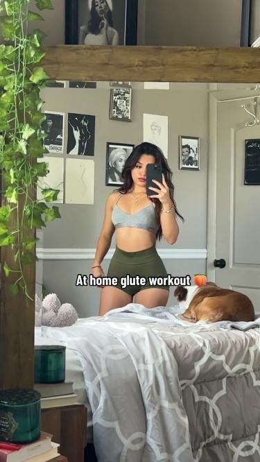 Home glute workout Home Glute Workout, Workout Fat Burning, Leg Workout At Home, Gym Aesthetic, Glute Workout, Buttocks Workout, Leg And Glute Workout, Workout Without Gym, Body Workout Plan