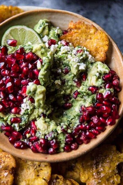 Fried Plantain Chips, Chips Appetizer, Pomegranate Guacamole, Guacamole Recipes, Winter Appetizers, Fried Plantain, Pomegranate Recipes, New Year's Eve Appetizers, Plantain Recipes