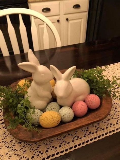 Spring Ideas Decoration Crafts, Easter Bunny Came To The House, Easter Egg Display, Easter Bathroom Decor Ideas, Easter Console Table Decor, Easter Dough Bowl Centerpiece, Easter Decor Ideas For The Home, Spring Tray Decor Ideas, Easter Dough Bowl Decor