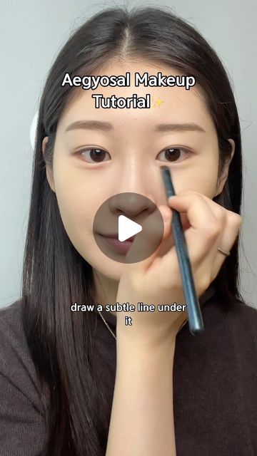 Minseon on Instagram: "Aegyosal makeup tut💞😙 #kbeauty #koreanmakeup #makeup" Eyeshadow On Asian Eyes, How To Korean Makeup, Natural Makeup For Asian Women, Aeyogsal Makeup, Makeup For Asian Women, Japan Makeup Look, Asian Eye Makeup Tutorial, East Asian Makeup, Chinese Eye Makeup