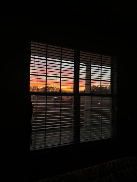 Thursday Aesthetic, Aesthetic Sunrise, Monday Tuesday Wednesday Thursday Friday, Window Photography, Aesthetic Tiktok, Sunset Aesthetic, Trendy Wallpaper, Wooden Blinds, Monday Tuesday Wednesday