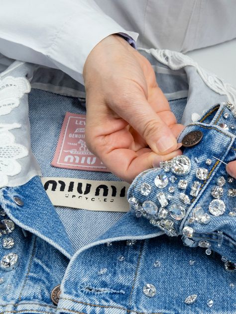 Sequin Denim Jacket, Denim Jacket Embellished, Denim Applique Ideas, Beaded Denim, Denim Customization, Jeweled Jeans, Customized Denim, Denim 2023, Miu Miu Upcycled