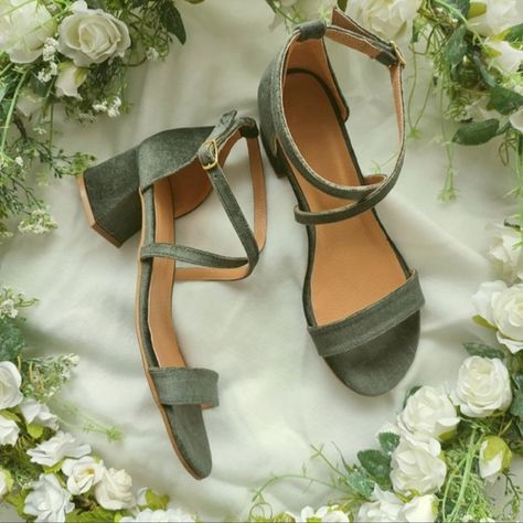 Handmade Leather Heels from Greece Sage Green Bridal Shoes, Maid Of Honor Shoes, Green Velvet Wedding, Velvet Wedding Shoes, Dresses And Boots, Summer Wedding Shoes, Velvet Block Heels, Olive Green Velvet, Shoes For Wedding