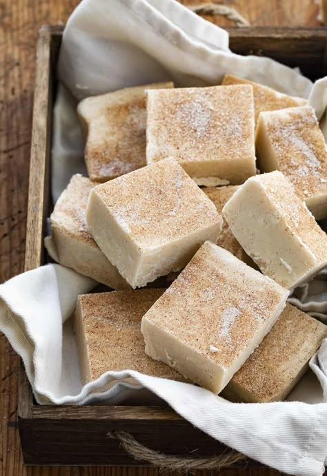 Snickerdoodle Fudge is a soft and creamy fudge that is full of the classic snickerdoodle flavors of cinnamon and sugar with the addition of white chocolate. How to Make Snickerdoodle Fudge, Fudge, Fudge Recipes, Snickerdoodle Recipes, The Best Snickerdoodle Fudge, i am baker, iambaker, Christmas, New Years, Holidays, Holiday desserts, dessert Snickerdoodle Fudge Easy, Fun Fudge Flavors, Cheap Christmas Baking, Snickerdoodle Fudge, Fudge Ideas, Snickerdoodle Recipes, Fudge Homemade, Baking Deserts, Christmas Desert