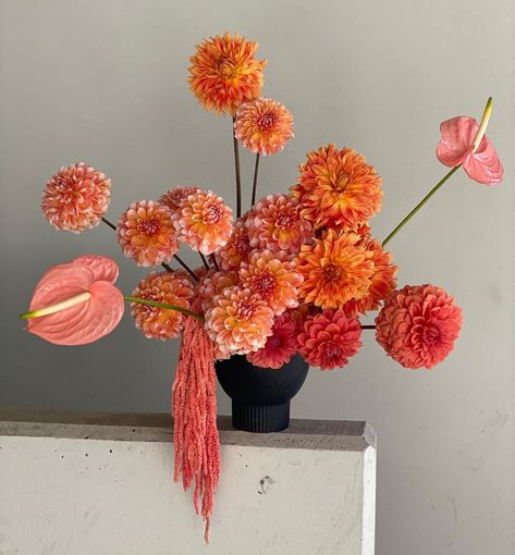 Orange Flower Arrangements, Coloured Roses, Elizabeth Johnson, Anthurium Flower, Orange Bowl, Flower Installation, Vase Arrangements, Orange Roses, Flower Branch