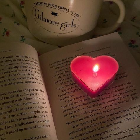 Candles Burning Aesthetic, Burning Heart Aesthetic, Burn Book Aesthetic, Pink Autumn Aesthetic, 1990 Aesthetic, Candles And Books, Books And Candles, Burning Heart, Lovecore Aesthetic