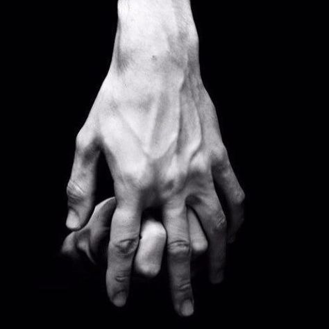 Black and White #BW #blackandwhite Hand Photography, Gabriel Garcia Marquez, Hand Reference, Hands Holding, Male Hands, Foto Art, Hold My Hand, Anatomy Reference, White Photo