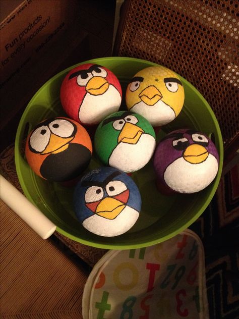 #Angrybirds backyard party mini playground balls #diy #handpainted #orientaltrading Golf Ball Painting Ideas, Golf Ball Designs, Painting Golf Balls, Painted Golf Balls, Golf Ball Art, Mini Playground, Playground Balls, Golf Ball Crafts, Rock Designs