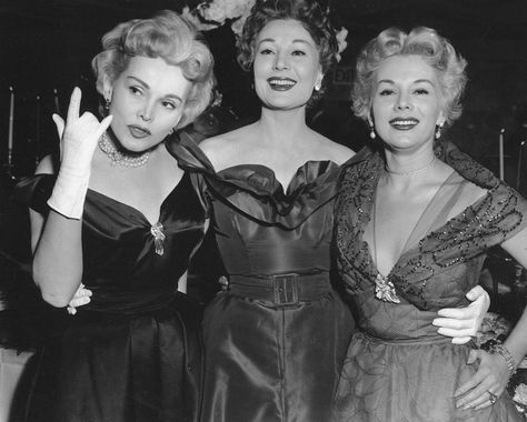 Zsa Zsa Gabor, Magda Gabor & Eva Gabor Magda Gabor, Gabor Sisters, Eva Gabor, Zsa Zsa Gabor, Sister Poses, Zsa Zsa, Three Women, Hollywood Star, Famous Faces