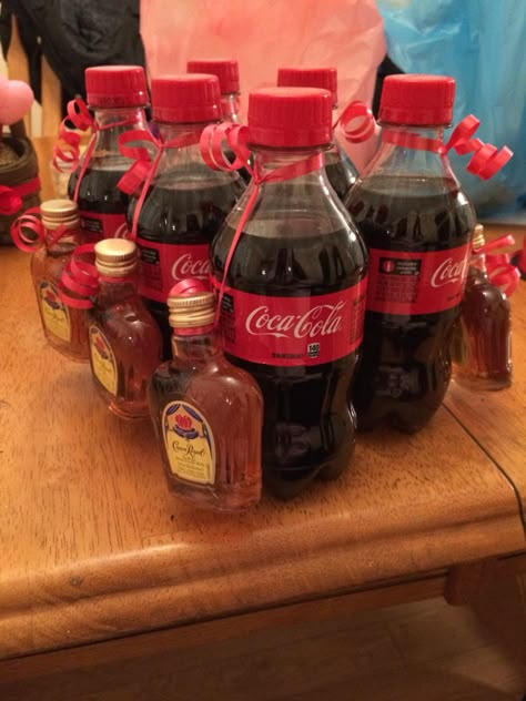 Valentine's Day gift for my boyfriend. Coke and Crown 6 pack Liquor Gifts, Adult Valentines, Diaper Party, 21st Birthday Ideas, Valentinstag Party, 21 Birthday, Alcohol Gifts, Kindergarten Class, Adult Birthday Party