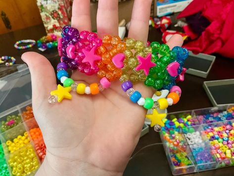 Rainbow Kandi, Rave Bracelets, Kandi Cuff Patterns, Kandi Cuffs, Diy Kandi Bracelets, Diy Kandi, Kandi Kid, Kandi Cuff, Kandi Patterns