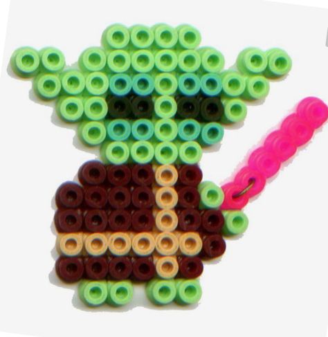 Yoda Star Wars, Diy Star, Easy Perler Bead Patterns, Melty Bead Patterns, Fuse Bead Patterns, Hama Beads Design, 8bit Art, Perler Bead Templates, Diy Perler Bead Crafts