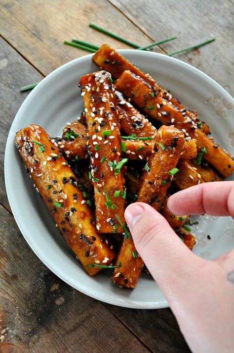 Vegan Sesame Tofu Fingers - Rabbit and Wolves Vegan Salty Snacks, Sesame Tofu Recipe, Vegan Asian Tofu Recipes, Vegan Sesame Tofu, Tofu Fingers, Honey Sesame Tofu, Vegan Finger Food, Sticky Sesame Garlic Tofu, Tofu Snacks