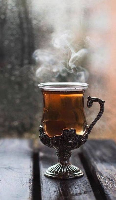 Magia Das Ervas, Turkish Tea, Tea Art, My Cup Of Tea, White Tea, Tea Recipes, Tea Ceremony, Tea Lover, Coffee Time