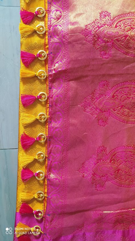 Saree Kuchu New Designs, Designer Tassels, Saree Tassels Designs, Mirror Work Blouse Design, Latest Bridal Blouse Designs, Saree Kuchu Designs, Simple Flower Design, Saree Tassels, Neck Pieces Jewelry