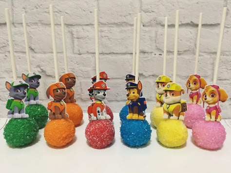 Paw Patrol Cake Pops, Cake Pops Tutorial, Paw Cake, Royal Birthday Party, Paw Patrol Cupcakes, Disney Princess Cupcakes, 4de Verjaardag, Paw Patrol Birthday Theme, Paw Patrol Birthday Invitations