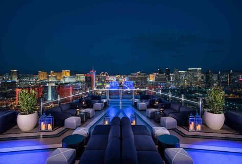 Best Rooftop Bars in Las Vegas: Where to Drink With a View This Summer - Thrillist Las Vegas Drinks, Vegas Drinks, Palms Las Vegas, Rooftop Event, Rooftop Vibes, Las Vegas Bars, Travel Vegas, Vegas Bars, Strip Las Vegas