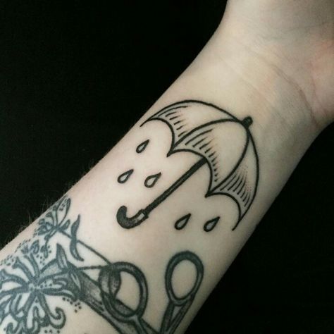 Bmth Tattoo, Upside Down Umbrella, Traditional Tattoo Stencils, Traditional Hand Tattoo, Umbrella Tattoo, Seattle Tattoo, Beginner Tattoos, Tattoo Meaning, Little Tattoos