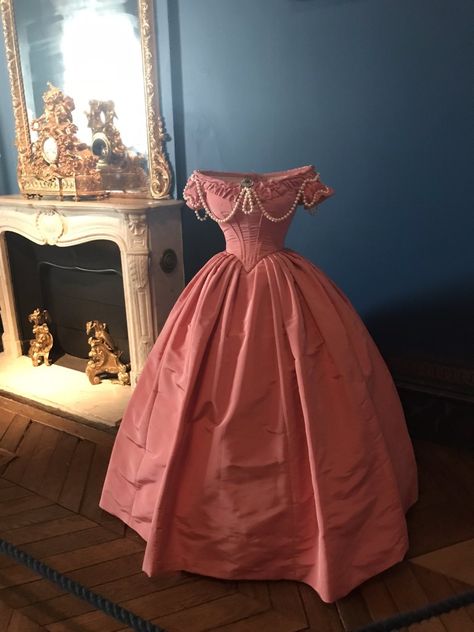 18000s Dress, Princess Dress 1800, 1800s Pink Dress, Victorian Fashion Dresses Ball Gowns, 1890s Dress Ball Gowns, 1800’s Dresses, Ball Gowns 18th Century, 1840s Dress Ball Gowns, Ball Gowns 1800s