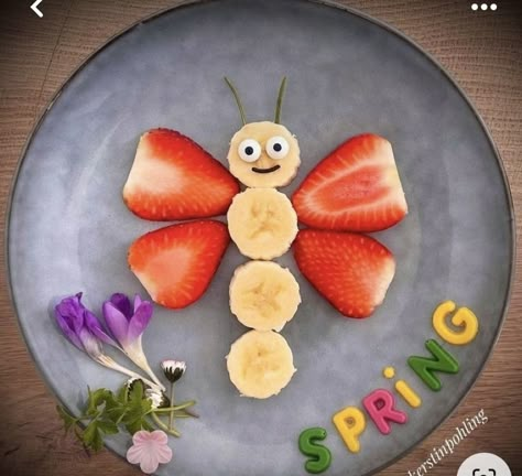 Decorações Com Comidas, Food Art For Kids, Creative Snacks, Creative Food Art, Kids Party Food, Cute Snacks, Easy Food Art, Fun Snacks For Kids, Toddler Snacks