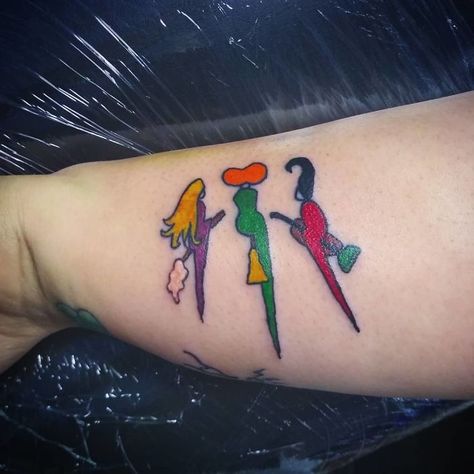 Hocus Pocus Tattoo Sisters, Binx Tattoo, Sanderson Sisters Tattoo, Tattoos Freedom, Small Halloween Tattoos, Hocus Pocus Tattoo, Tattoos Faith, Body Coloring, Fall Tattoo