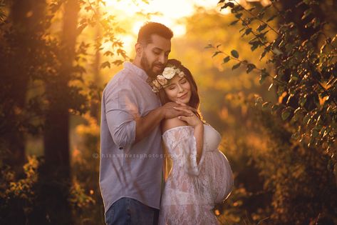 Outdoor Pregnancy Photoshoot, Maternity Gown Photography, Maternity Silhouette, Pregnant Photography, Fall Maternity Photos, Maternity Photography Poses Outdoors, Maternity Photography Poses Couple, Pregnancy Photos Couples, Pregnancy Pictures