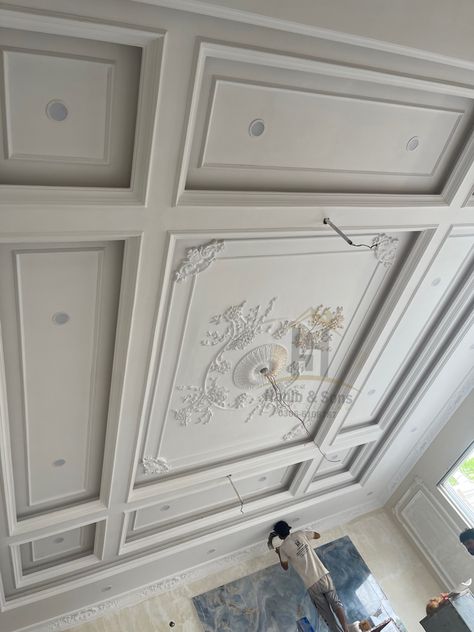 #Tvoungeceiling design Ceiling Design Victorian, Ceiling Frame Design, Celing Roof Design Luxury, Tv Lounge Ceiling Design, Royal Ceiling Design, Lounge Ceiling Design, Classic Ceiling Design Luxury, Classical False Ceiling, Victorian Ceiling Design