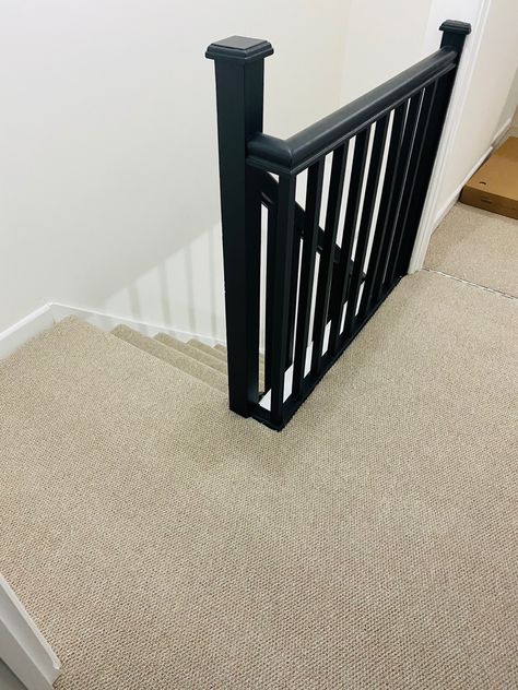 Black Staircase Cream Carpet, Small Bannister Ideas, Matte Black Banister, Black Bannister Rail, Black Bannister, Landing Carpet, Black Banister, Hallway Upstairs, Entrance Hallways